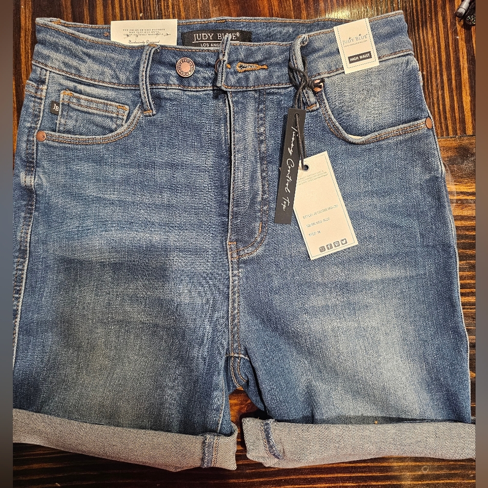 Judy Blue Tummy Control High Waist Size M Shorts